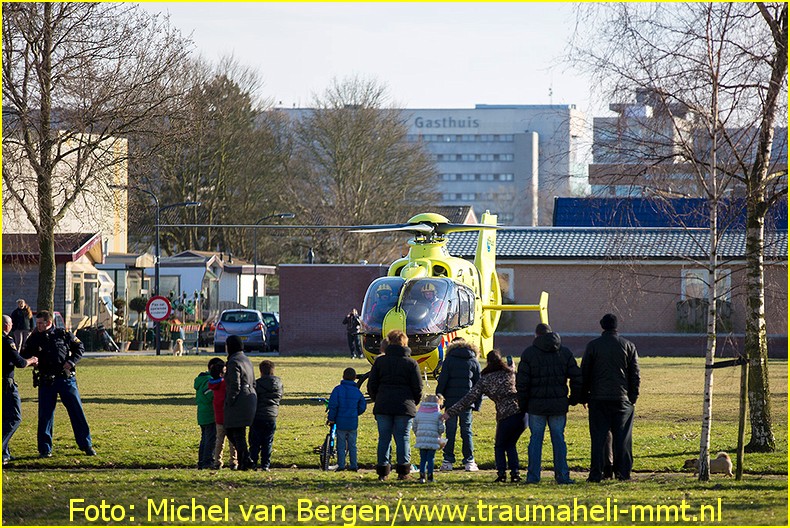 Lifeliner1 inzet Haarlem Foto: Michel van Bergen (5)