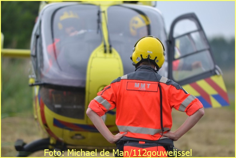 Lifeliner2 inzet Nieuwerkerk aan den Ijssel Foto: Michael de Man