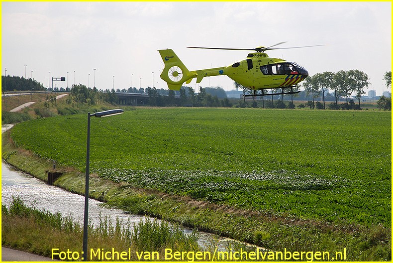 Lifeliner1 inzet Boesingheliede Foto: Michel van Bergen (22)