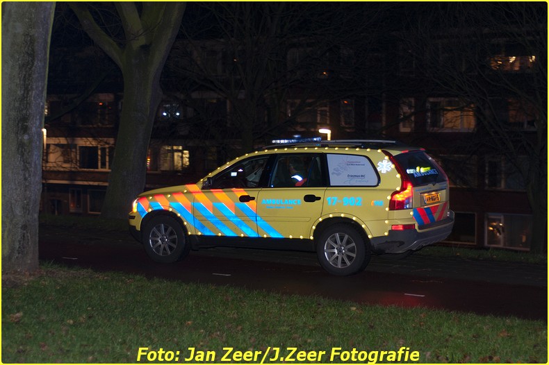 2013-12-07 Aanrijding met letsel Schiedamsedijk, Rotterdam 017-BorderMaker