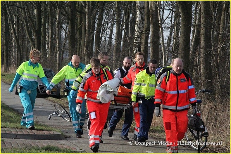 112 Vrouw ernstig gewond N855 Dwingeloo 9-BorderMaker