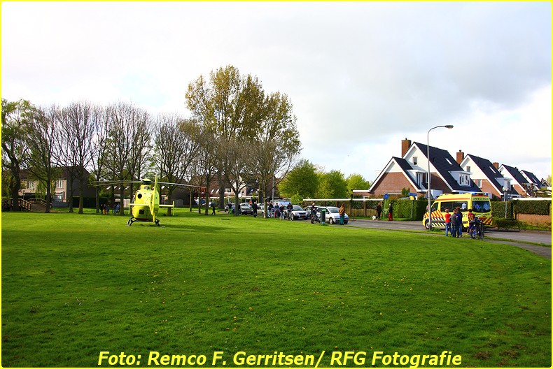14-04-14 Prio 1 Assistentie Ambulance (Lifeliner) - Zonnedauw (Reeuwijk) (Canon) (19)-BorderMaker