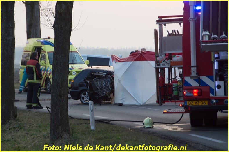 2015 03 16 Dode ongeval Exloo-1 (4)-BorderMaker