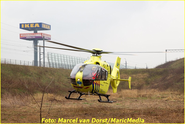 2015 03 25_ongeval_A16_Breda_0744 (12)-BorderMaker