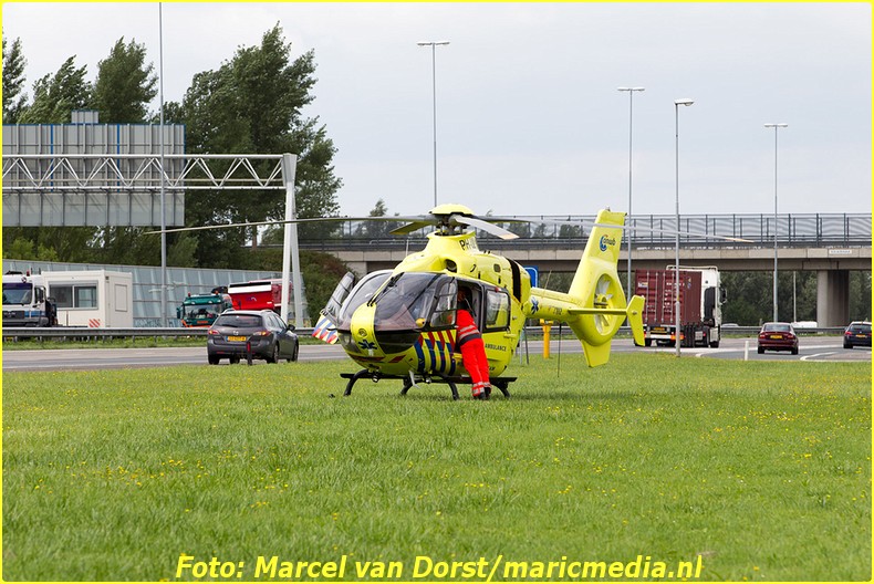 08252015_dodelijk_ongeval_A16_Zevenbergen_1743-BorderMaker