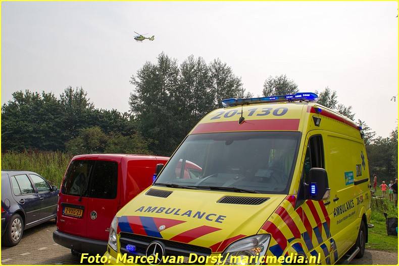 08302015_flyboarder_gewond_Oosterhoutseweg_Raamsdonksveer_1813-BorderMaker