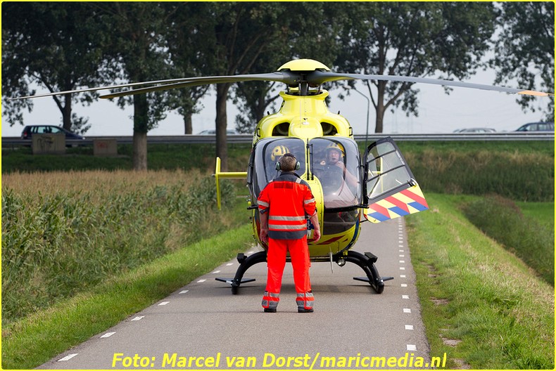 08302015_flyboarder_gewond_Oosterhoutseweg_Raamsdonksveer_1819-BorderMaker