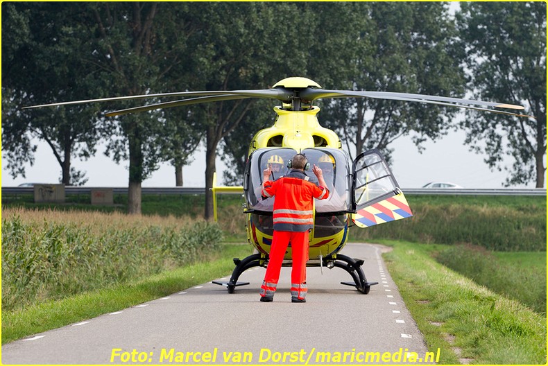 08302015_flyboarder_gewond_Oosterhoutseweg_Raamsdonksveer_1820-BorderMaker