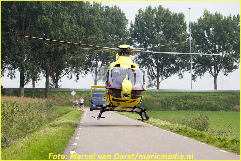 08302015_flyboarder_gewond_Oosterhoutseweg_Raamsdonksveer_1823-BorderMaker