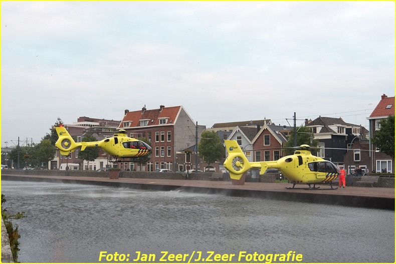 2015-10-19 Dubbele traumahelikopter inzet Schiedam 009-BorderMaker