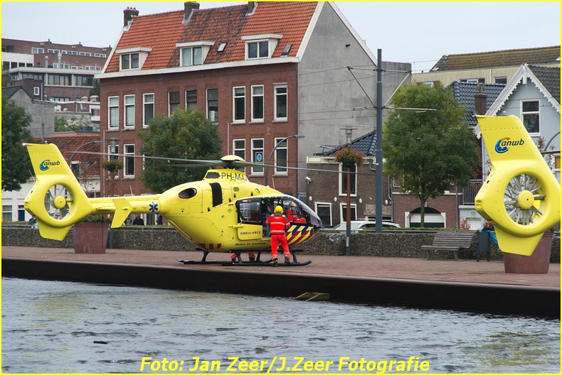2015-10-19 Dubbele traumahelikopter inzet Schiedam 012-BorderMaker