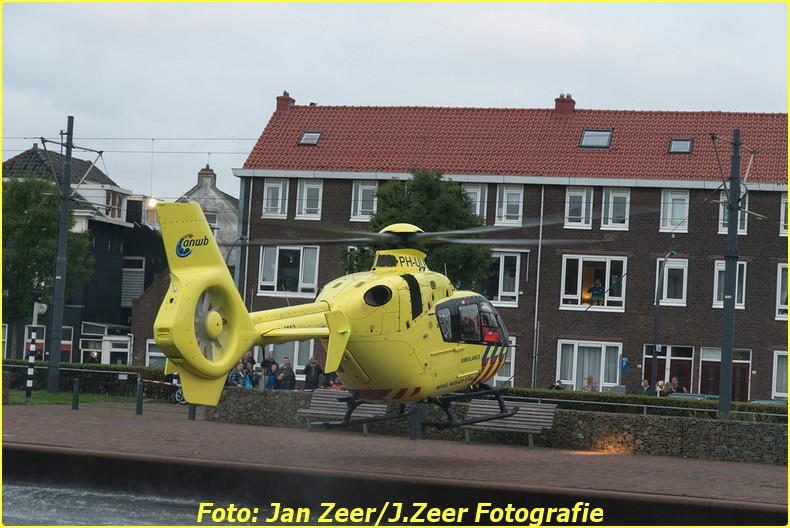 2015-10-19 Dubbele traumahelikopter inzet Schiedam 024-BorderMaker