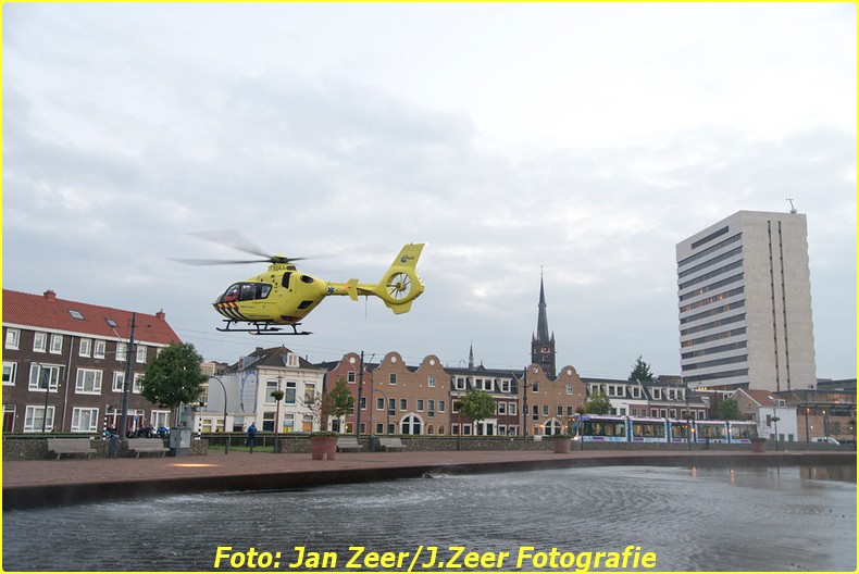 2015-10-19 Dubbele traumahelikopter inzet Schiedam 040-BorderMaker