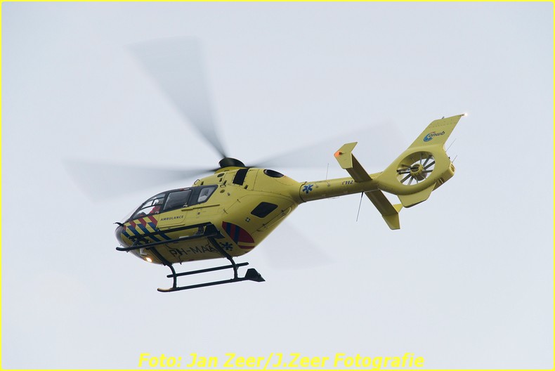 2015-10-19 Dubbele traumahelikopter inzet Schiedam 042-BorderMaker