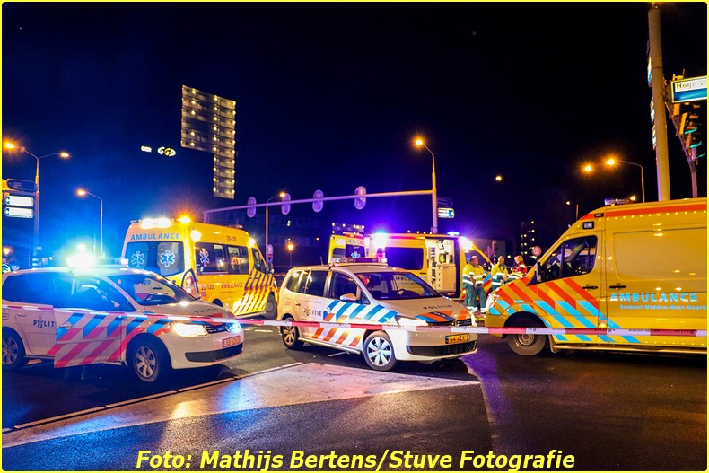 2016_02_23_21_58_39_714A00168377-BorderMaker