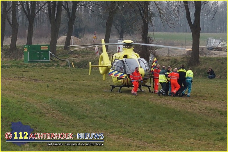 1458834400_DSC07205-BorderMaker