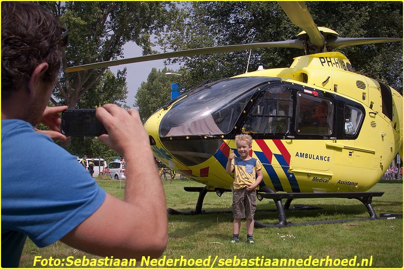 Traumaheli 20160724 Segbroeklaan 's Gravenhage - SN - 002-BorderMaker