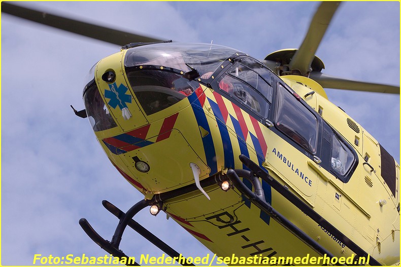 Traumaheli 20160724 Segbroeklaan 's Gravenhage - SN - 006-BorderMaker
