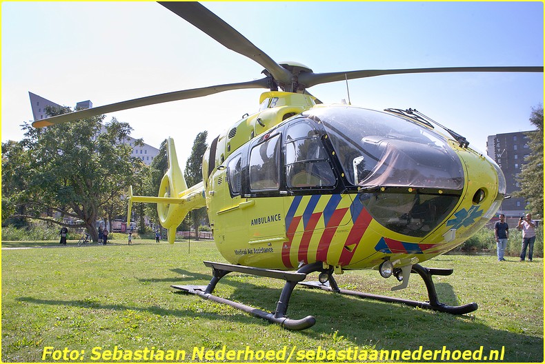 Traumaheli 20160827 - 's Gravenhage, Leyweg - SN - 001-BorderMaker