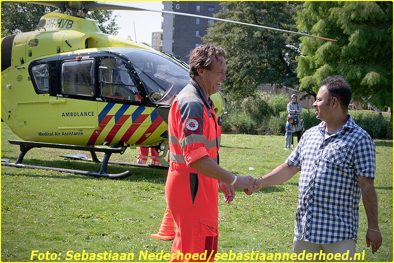 Traumaheli 20160827 - 's Gravenhage, Leyweg - SN - 006-BorderMaker