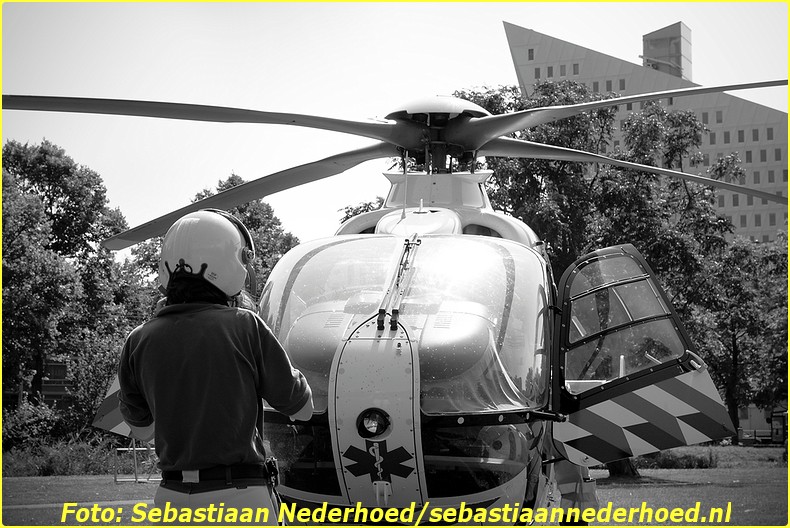 Traumaheli 20160827 - 's Gravenhage, Leyweg - SN - 007-BorderMaker