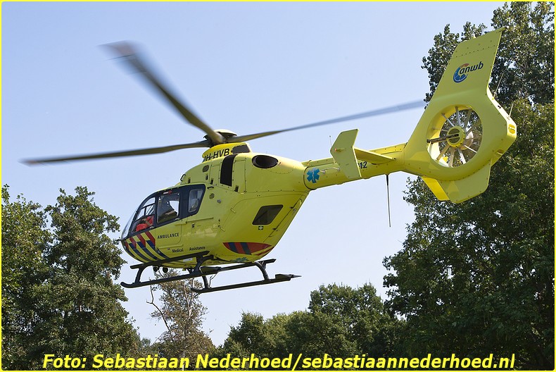 Traumaheli 20160827 - 's Gravenhage, Leyweg - SN - 009-BorderMaker