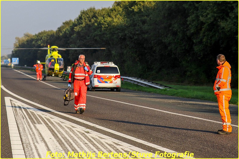 2016_10_21_16_24_55_714a00227300-bordermaker