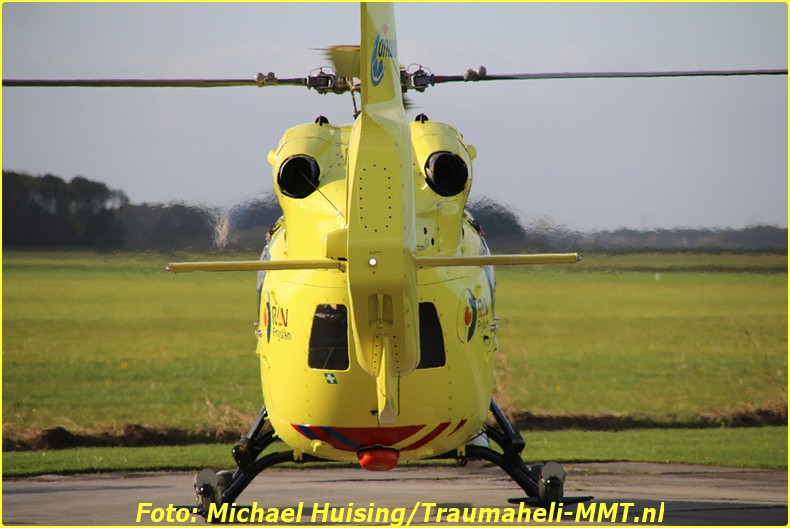 29-10-2016-ph-oop-waddenheli-op-oostwold-airport-29-bordermaker