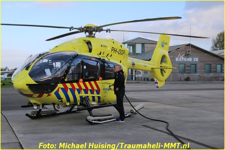 29-10-2016-ph-oop-waddenheli-op-oostwold-airport-41-bordermaker