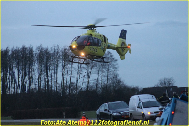 2013-12-16 Foto's van ongeval Dongerawei Oosternijkerk (60)-BorderMaker