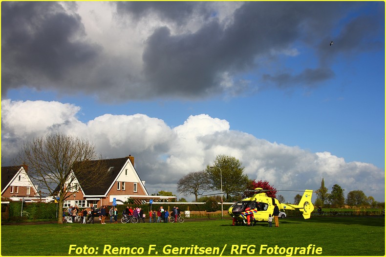 14-04-14 Prio 1 Assistentie Ambulance (Lifeliner) - Zonnedauw (Reeuwijk) (Canon) (27)-BorderMaker