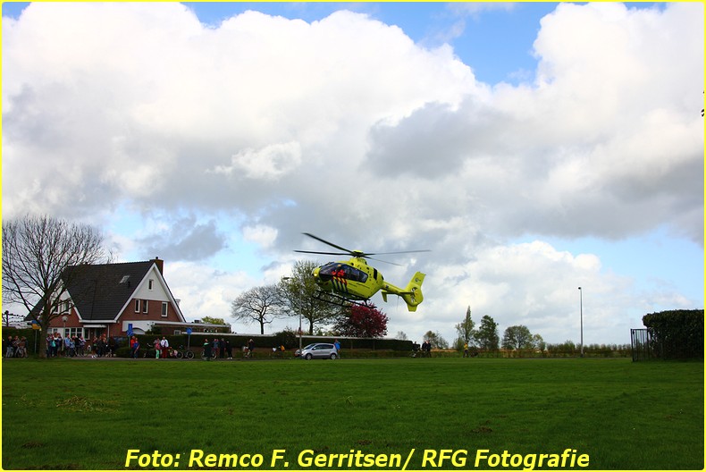 14-04-14 Prio 1 Assistentie Ambulance (Lifeliner) - Zonnedauw (Reeuwijk) (Canon) (38)-BorderMaker