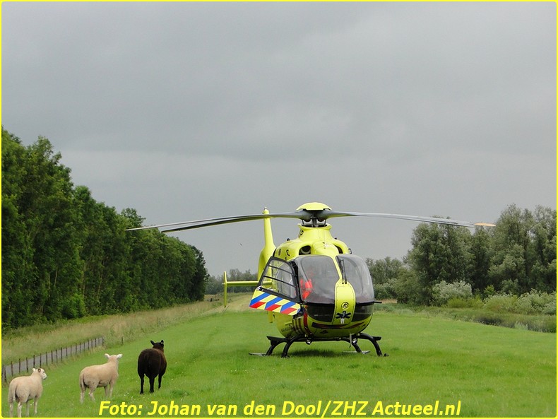 2014 06 16 dordrecht Oude Veerweg Ongeval 16-6-2014 003 (1)-BorderMaker