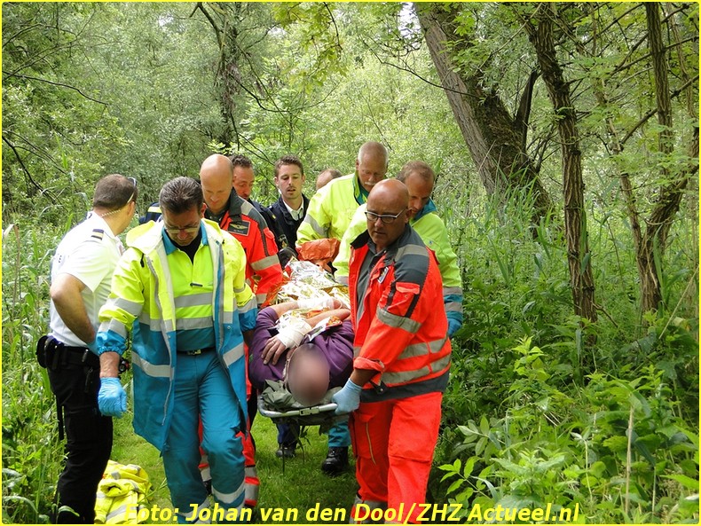 2014 06 16 dordrecht Oude Veerweg Ongeval 16-6-2014 003 (3)-BorderMaker