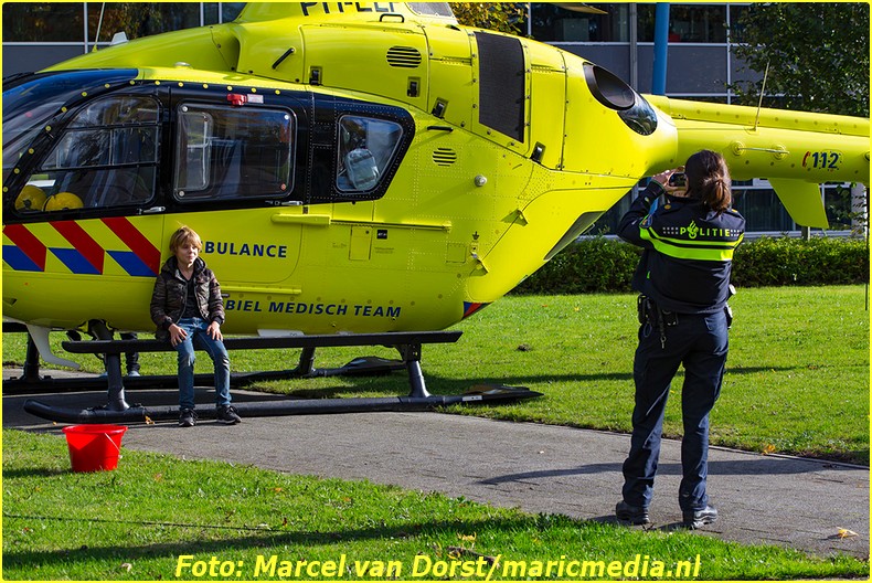 11052016_traumahelikopter_reanimatie_terheijden_7367-bordermaker