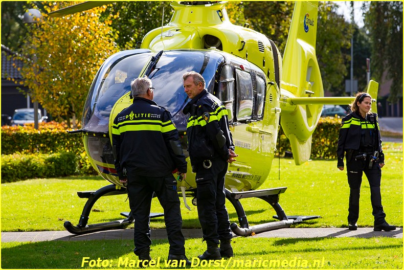 11052016_traumahelikopter_reanimatie_terheijden_7369-bordermaker