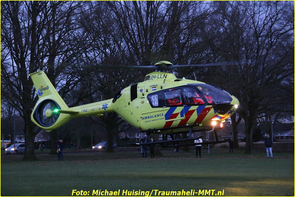 Traumahelikopter Veendam (12)-BorderMaker