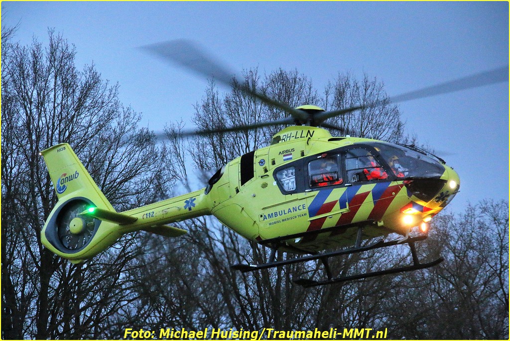 Traumahelikopter Veendam (13)-BorderMaker