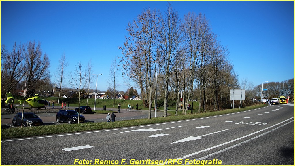 21-02-28 Prio 1 Verkeersongeval - Lekdijk-West (Schoonhoven) (6)-BorderMaker