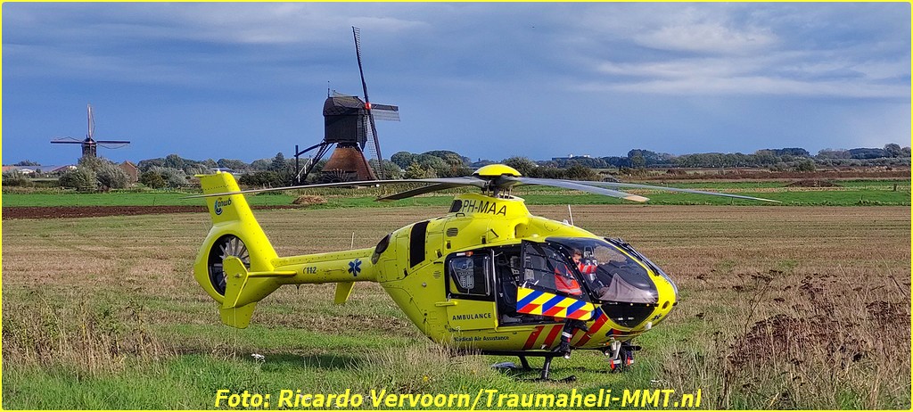 20221015 155355 BorderMaker - Lifeliner1 landt bij Werkendam voor rendez vous met ambulance Almkerk
