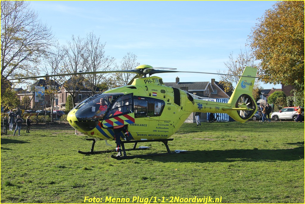 image00015 BorderMaker - Fietser zwaargewond na aanrijding Duin en Dal in Noordwijkerhout